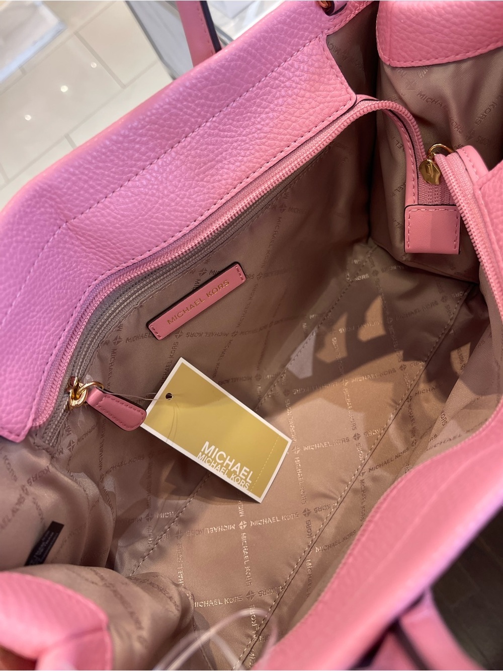 Michael Kors Mirella Md Logo Debossed Satchel Shoulder Tote Handb
Carnation 
NWT - Picture 8 of 16